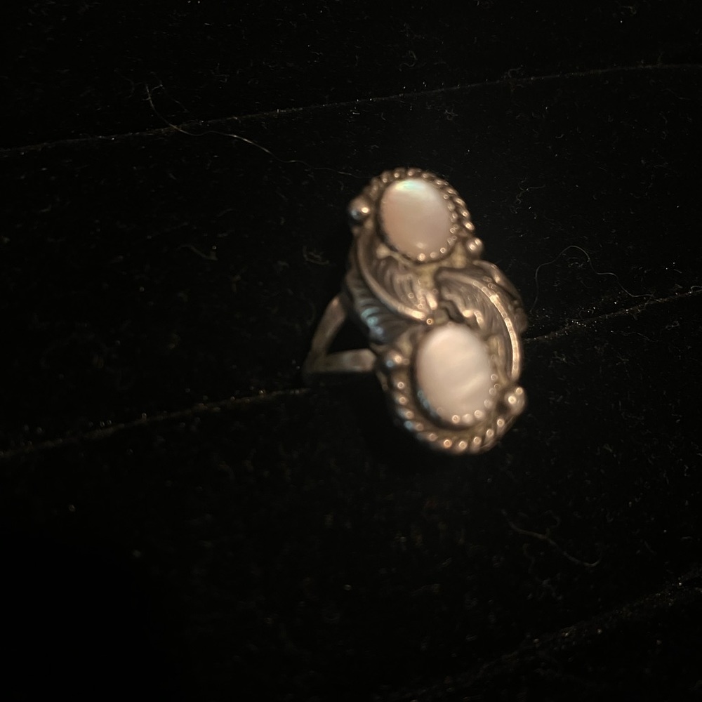 Antique authentic opal and sterling silver ring. Size 6.75 GUC